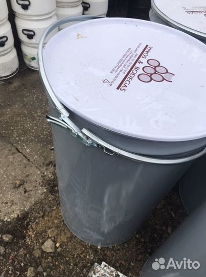 Пищевая железная бочка 230л.Посуда под вино