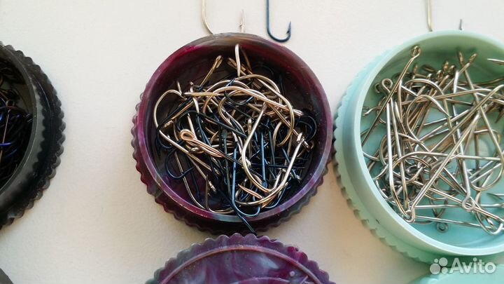 Крючки, леска