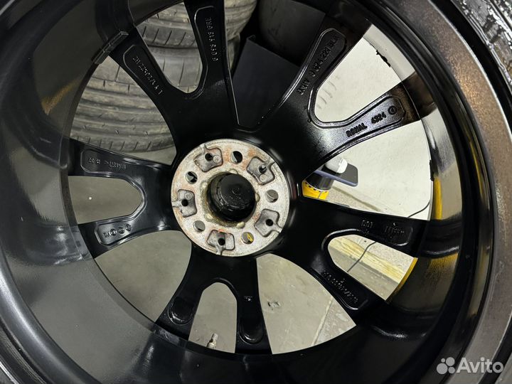 Зимние колеса BMW X7 G07 R22