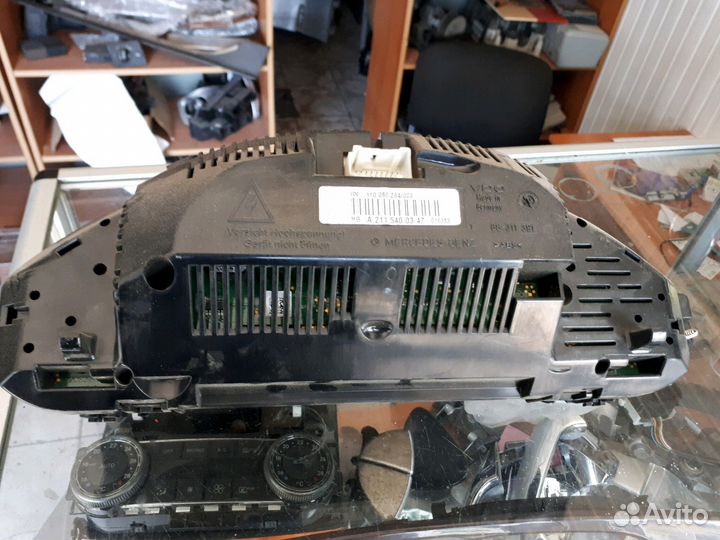 Щиток приборов на мерседес W211