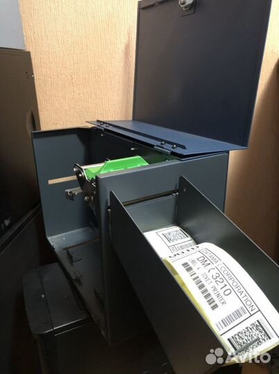 Принтер этикеток и билетов Datamax ST-3210 с ножом