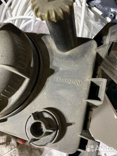 Фара правая vw b3