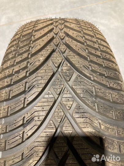 Bfgoodrich G-Force Winter 2 SUV 215/65 R16 102H