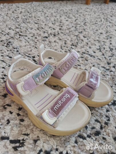 Босоножки для девочки