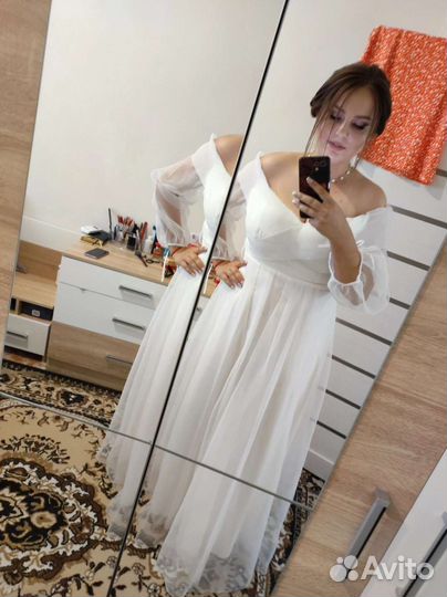 Свадебное платье