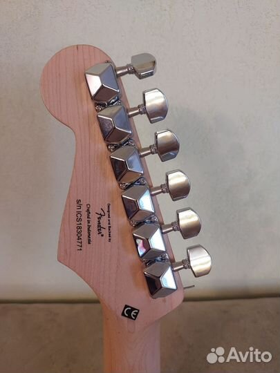 Электрогитара Fender Squier Bullet Stratocaster