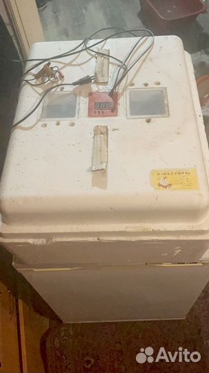 Продам инкубатор для яиц