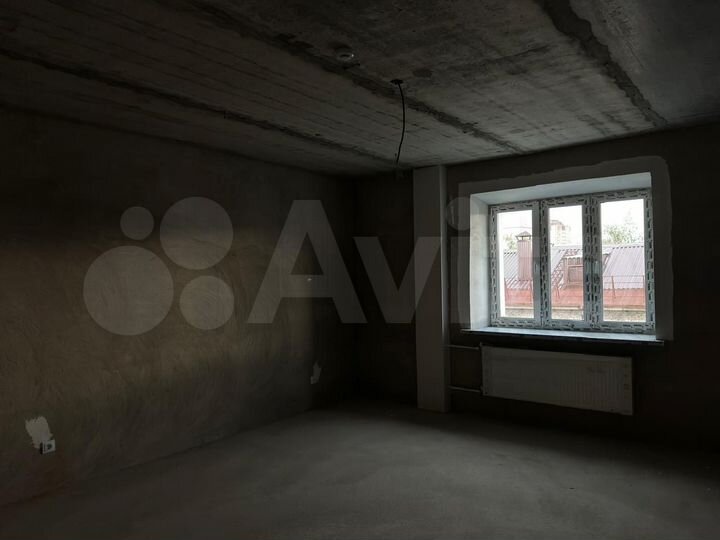 2-к. квартира, 85 м², 2/10 эт.