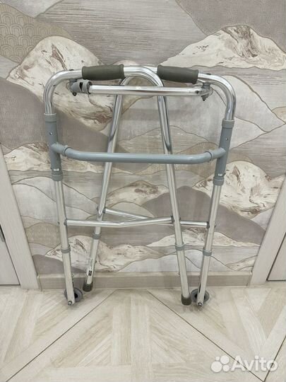 Ходунки для взрослых