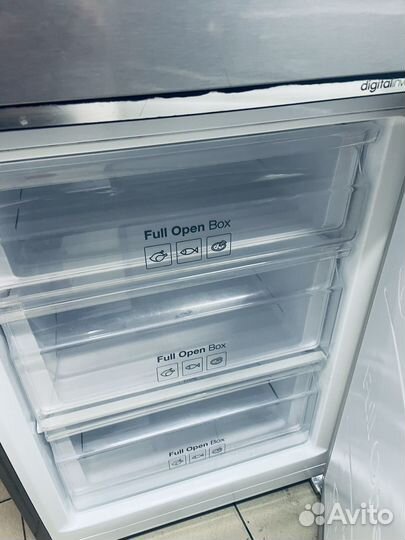 Холодильник Samsung No Frost Inverter