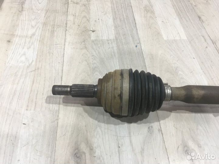 Привод подвески колеса Nissan almera G15 Лев