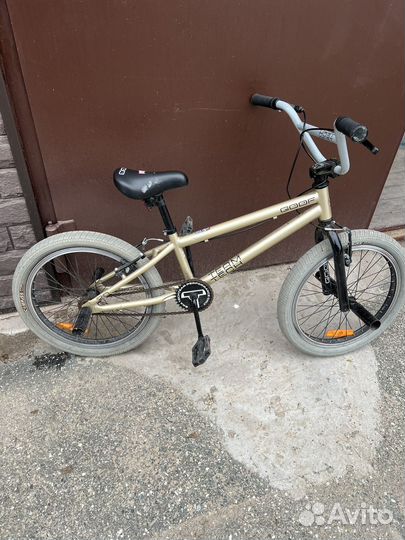 Трюковой велосипед BMX