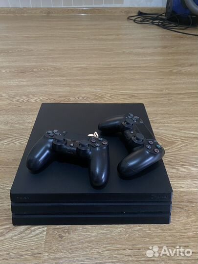 Sony PS4 pro 1tb