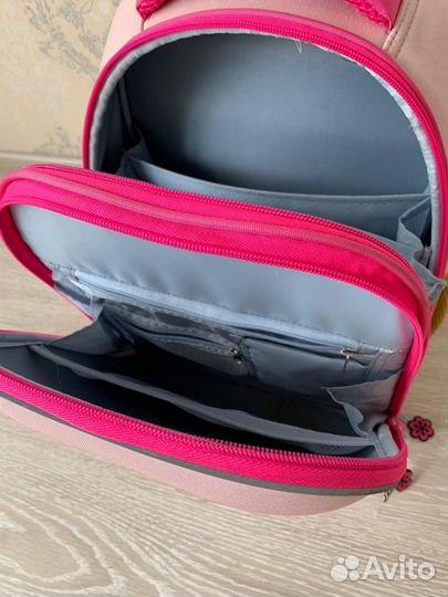 Школьный портфель для девочек