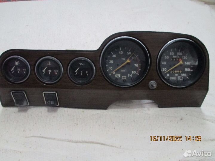 Ободки фары 2101,фонари,решетка радиатора,ладья 03