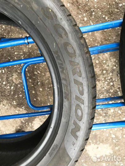 Pirelli Scorpion Winter 255/45 R20