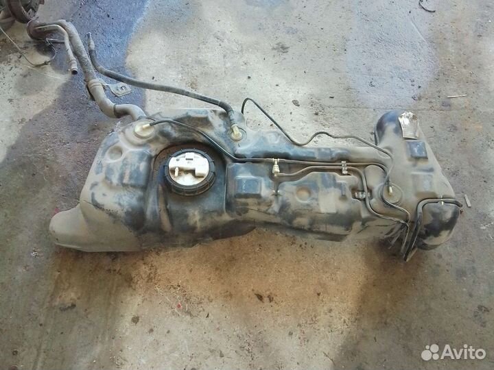 Бензобак nissan note