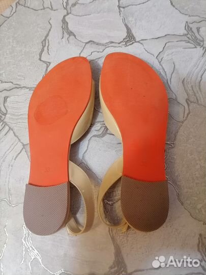 Босоножки женские 38 размер