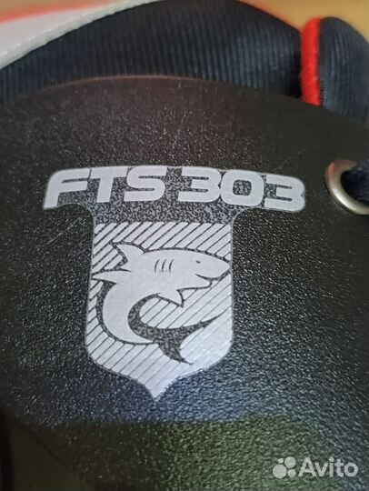 Коньки хоккейные 43 размер