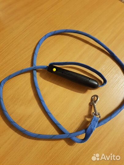Поводок светящийся и мегающейся,новый