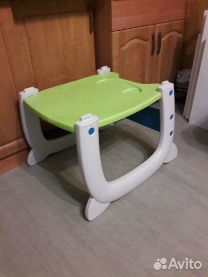Столик и стульчик детские