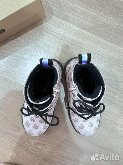 Ботинки на девочку