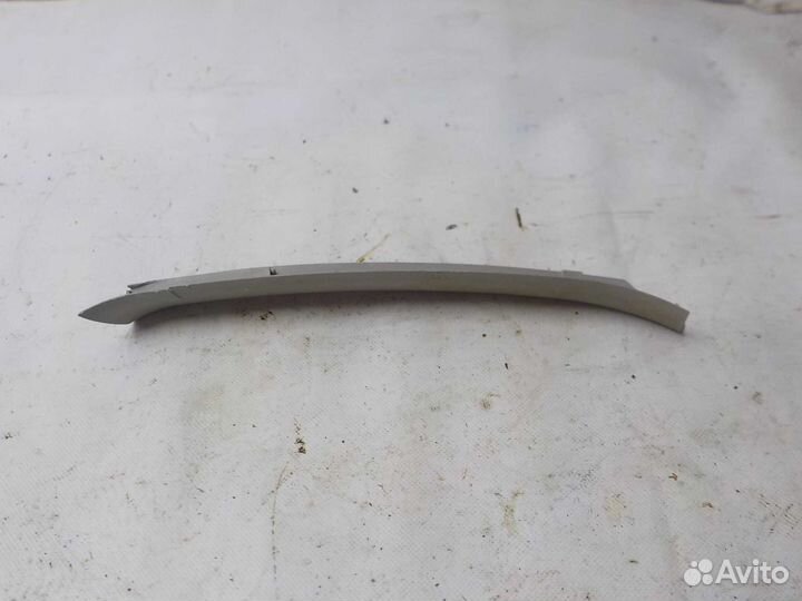 Накладка на дверь задняя левая Hyundai Trajet