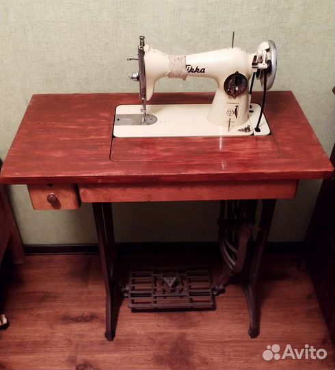 Швейная машинка Tikka