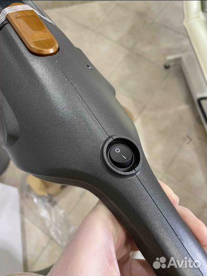 Вертикальный пылесос Deerma Vacuum Cleaner DX115C