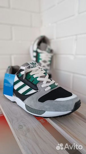 Кроссовки adidas Torsion