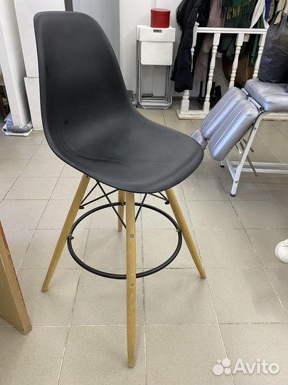 Барный стул