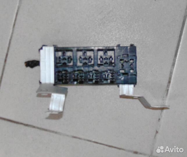 Блок реле Hyundai Sonata 5