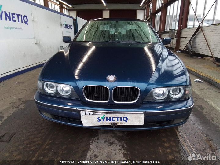 BMW E39 520I 2000 из Англии поступила в разбор