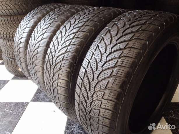 Bridgestone Blizzak LM-32 225/45 R18