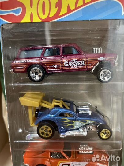Набор hot wheels 5 машинок