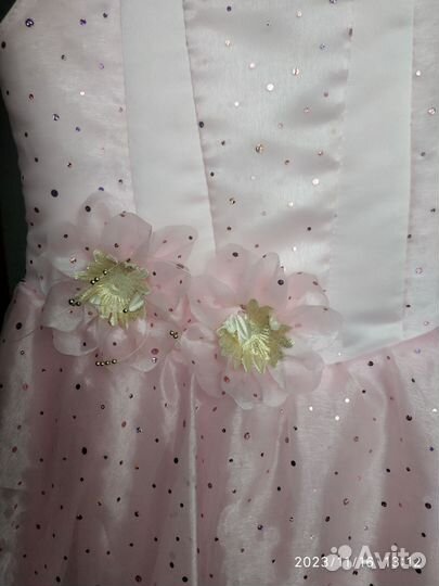 Нарядное платье для девочки