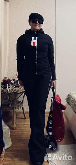 Шикарный горнолыжный комбинезон soft shell