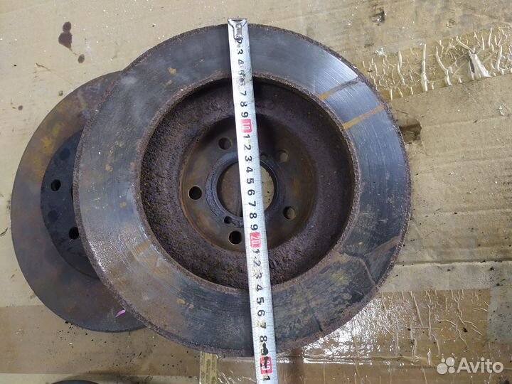 Тормозной диск субару