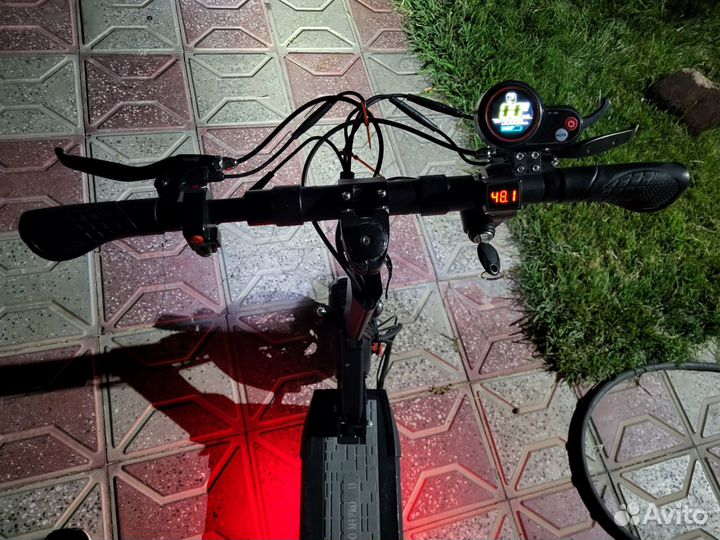 Электросамокат куго м4 про 2021. 18mah. 600w