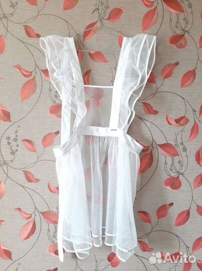 Белый школьный фартук