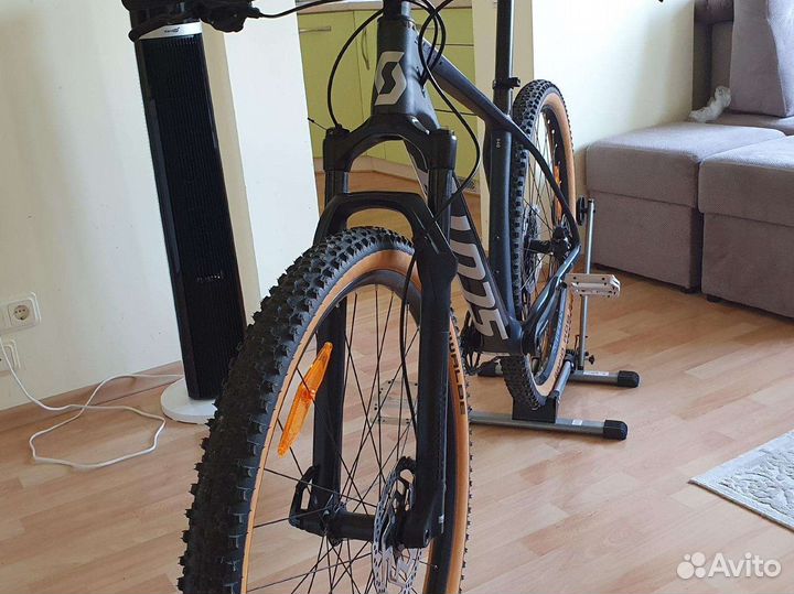 Карбоновый Scott Scale 940