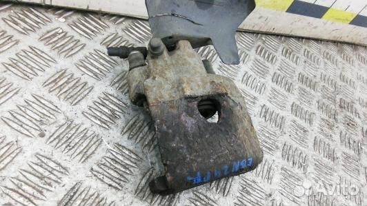 Суппорт тормозной передний правый skoda fabia 2 (E