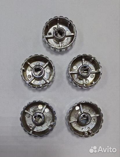 Для Honda Gold Wing 1500, на родную магнитолу