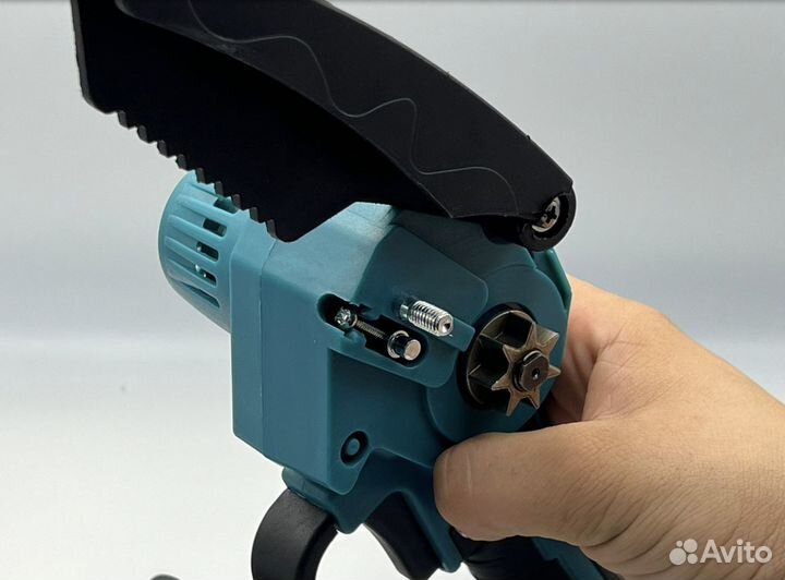 Электропила / сучкорез Makita 26V