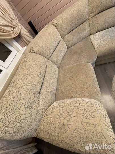 Диван угловой б/у