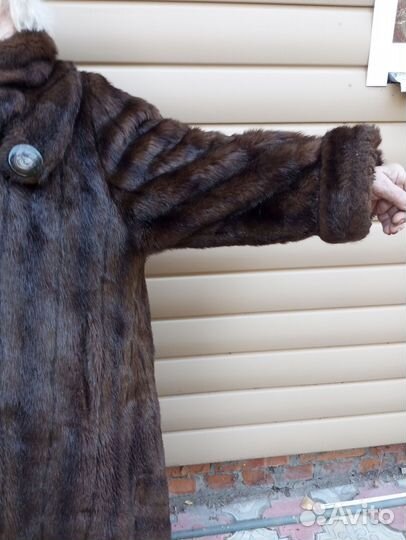 Шуба под норку искусственная 52-54р