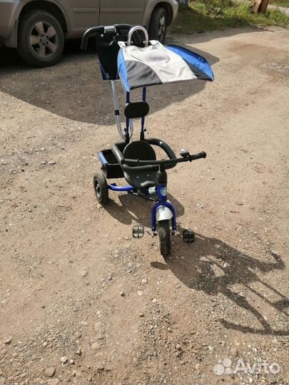 Детский трехколесный велосипед