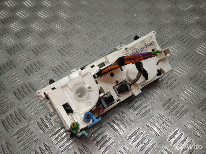 Блок управления печки/климат-контроля A1698300585