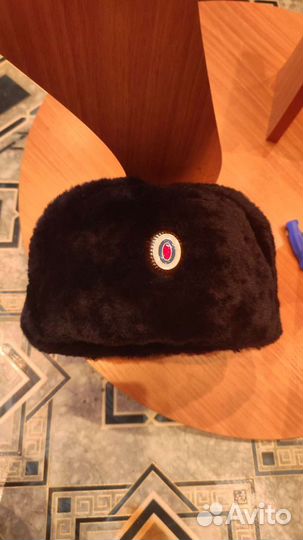 Мужская шапка полицейская