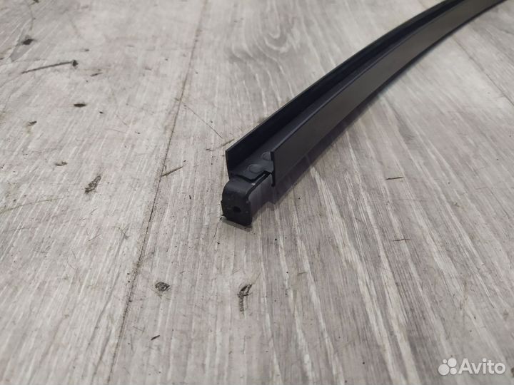 Направляющая стекла KIA picanto 1 Лев